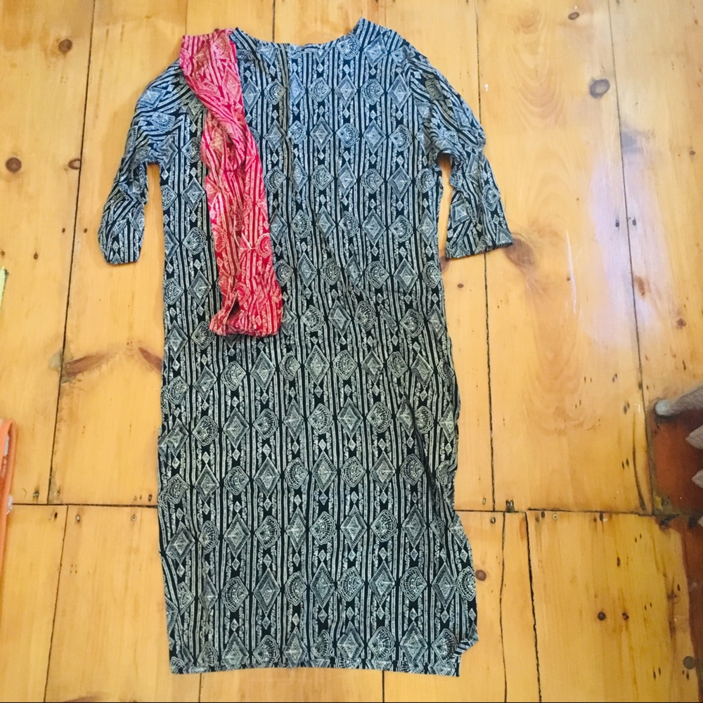 LAST CHANCE 7/10 ✨ Rayon Shift Dress with Scarf/Belt